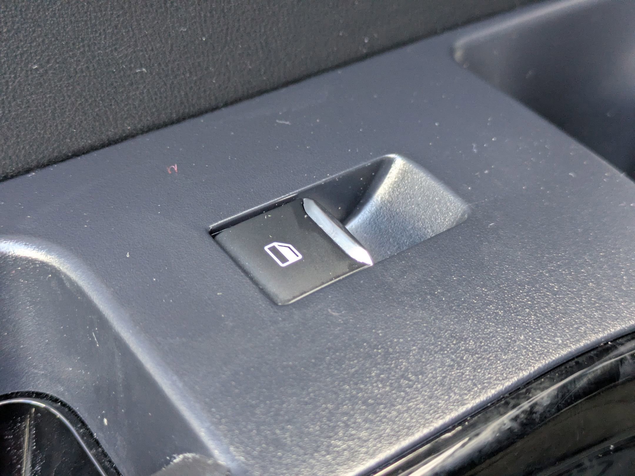 Certified 2024 Ford Explorer ST-Line w/ Class IV Trailer Tow Package image 28