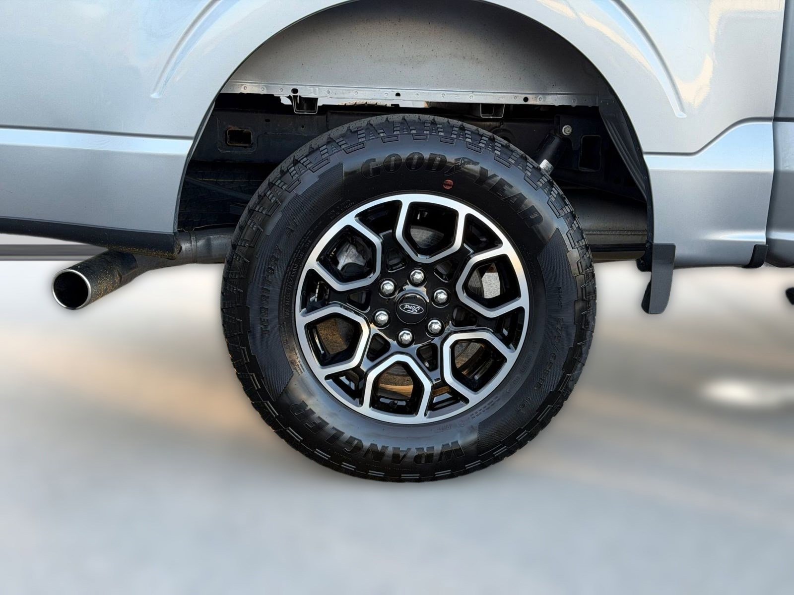 Certified 2023 Ford F150 XLT w/ Equipment Group 302A High image 11