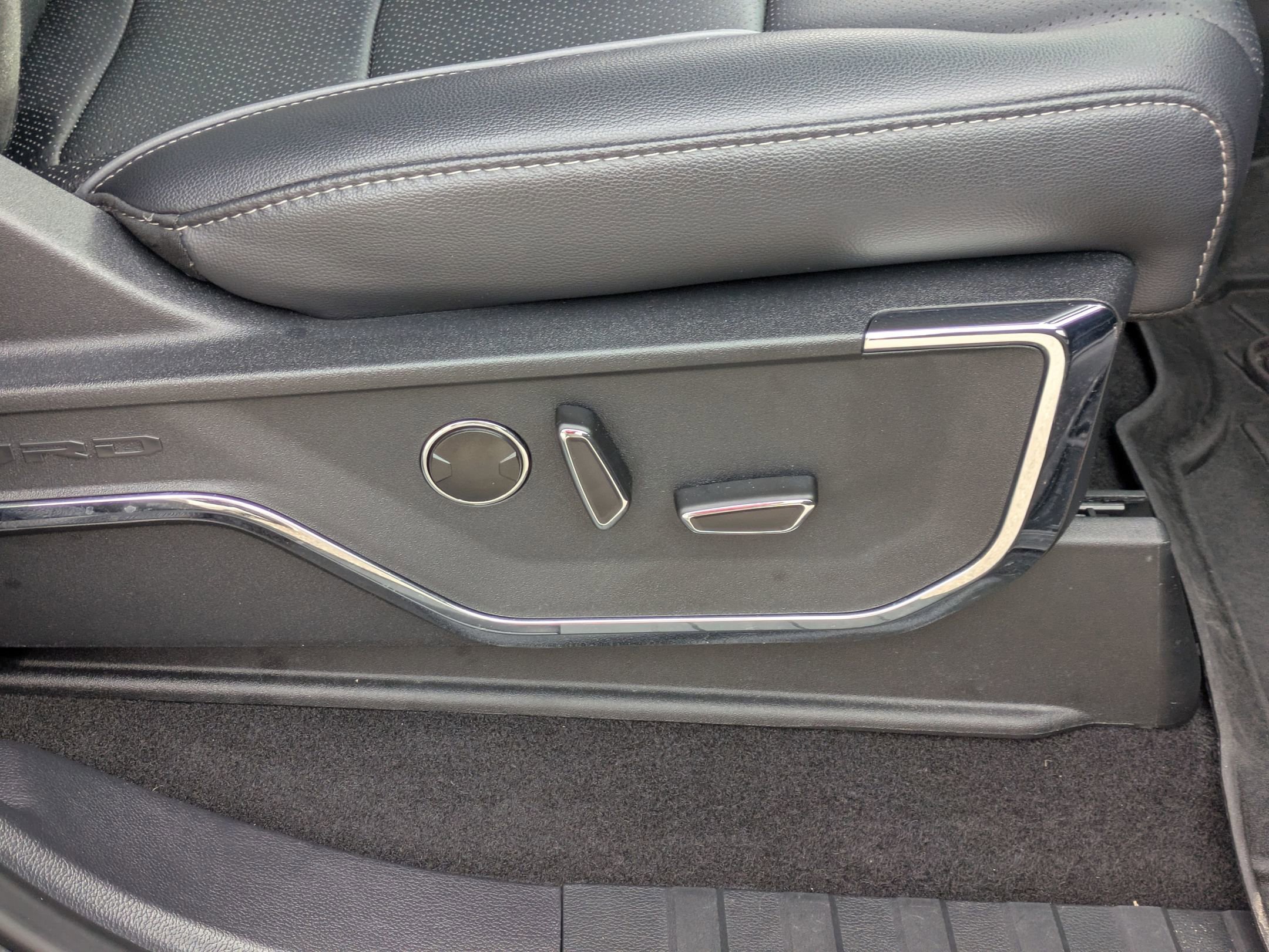 Certified 2024 Ford F150 Lariat w/ Equipment Group 502A High image 43