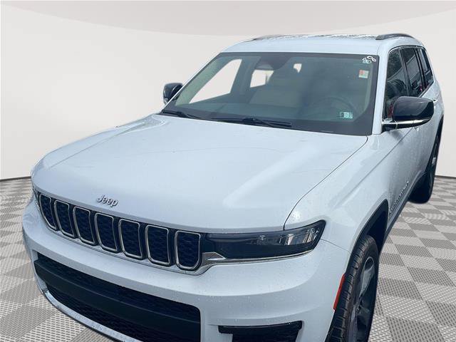 Used 2021 Jeep Grand Cherokee L Limited w/ Trailer Tow Group (B) AWD/4WD image 2