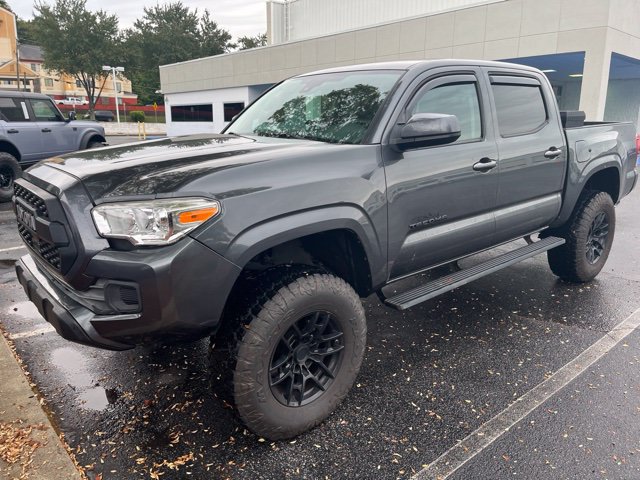 Used 2020 Toyota Tacoma SR AWD/4WD image 1