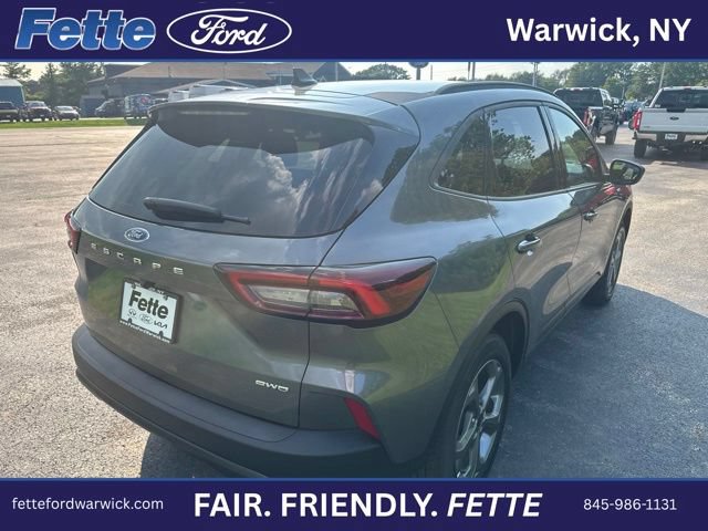 Certified 2026 Ford Escape ST-Line AWD/4WD image 9