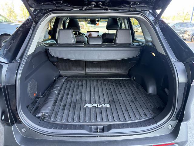 Used 2025 Toyota RAV4 XLE Premium w/ Weather Package AWD/4WD image 15