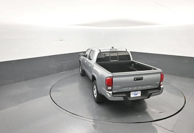 Used 2023 Toyota Tacoma SR AWD/4WD image 33