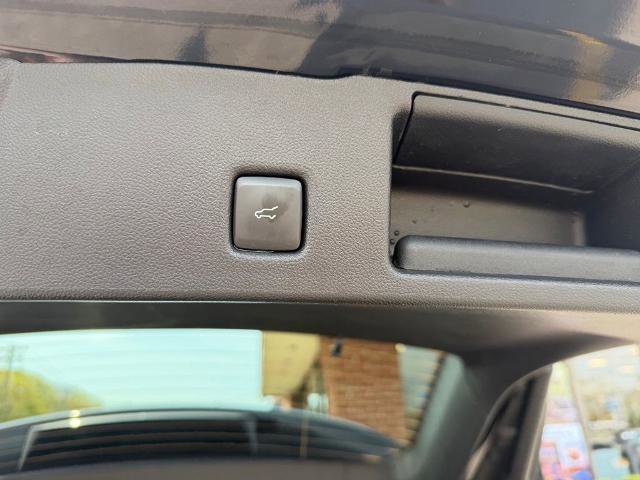 Certified 2025 Ford Escape Platinum AWD/4WD image 7