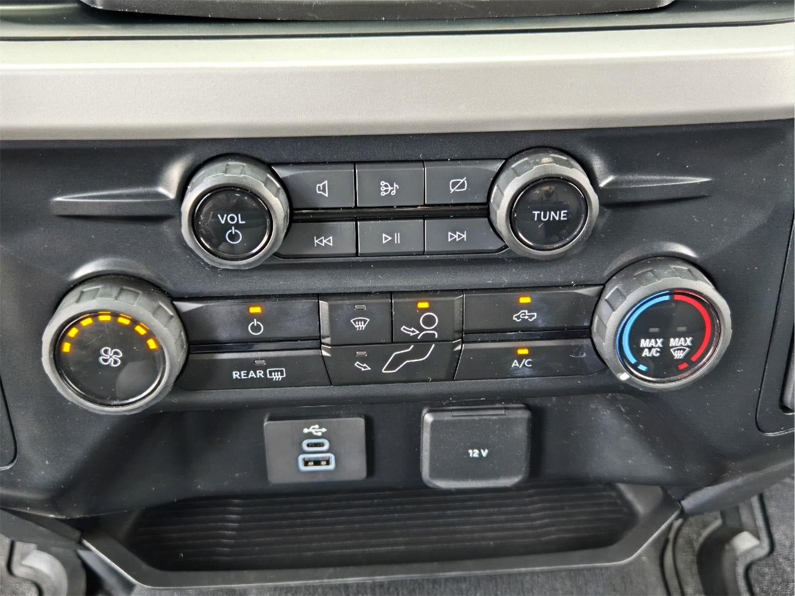 Certified 2023 Ford F250 XL w/ STX Appearance Package AWD/4WD image 15
