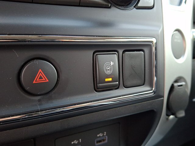 Used 2021 Nissan Titan SV w/ SV Convenience Package AWD/4WD image 28