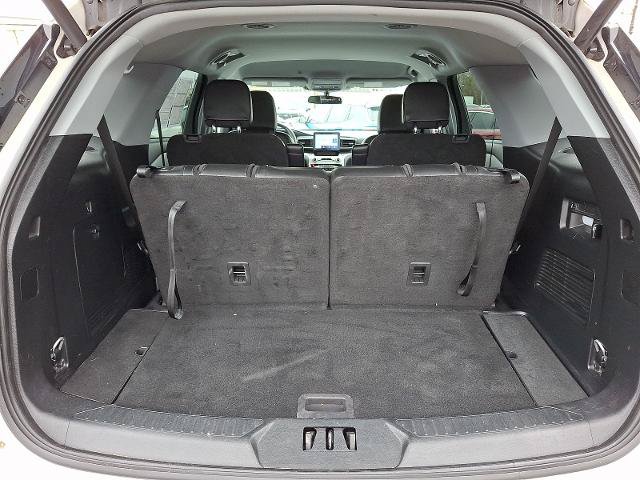 Certified 2023 Ford Explorer XLT w/ Equipment Group 202A AWD/4WD image 27