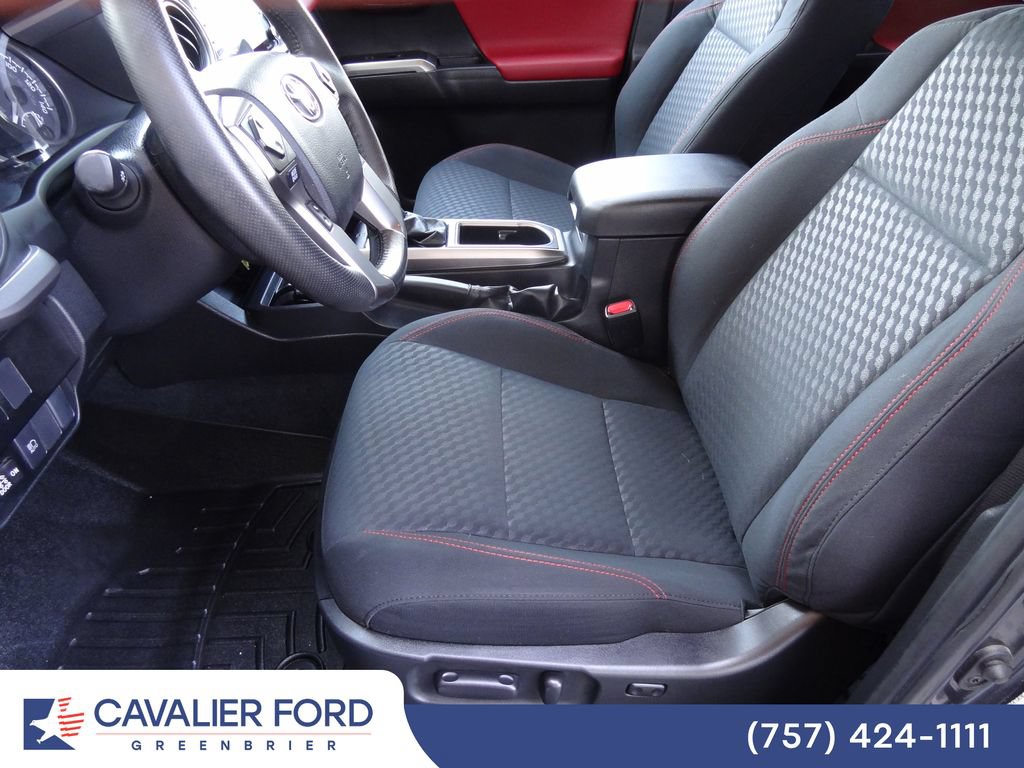 Used 2022 Toyota Tacoma SR5 w/ Technology Package RWD image 6