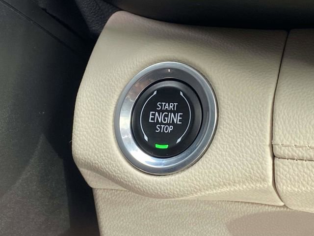 Used 2023 Buick Envision Avenir image 33