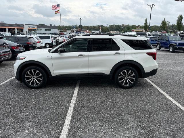 Certified 2022 Ford Explorer ST-Line w/ Class IV Trailer Tow Package image 6