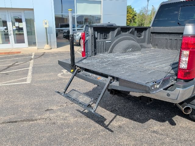 Certified 2022 Ford F250 Lariat w/ Chrome Package AWD/4WD image 12