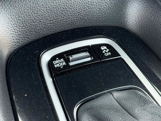 Used 2023 Toyota Corolla SE FWD image 38