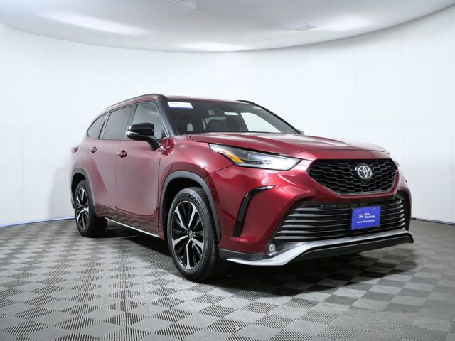 Used 2021 Toyota Highlander XSE image 5