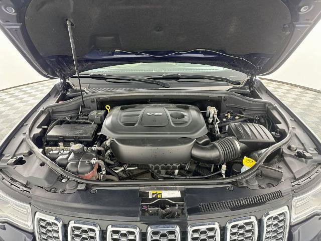 Used 2017 Jeep Grand Cherokee Overland AWD/4WD image 32