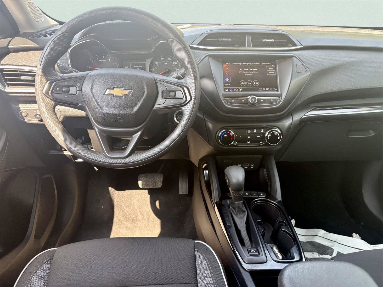 Used 2022 Chevrolet TrailBlazer LT FWD image 11