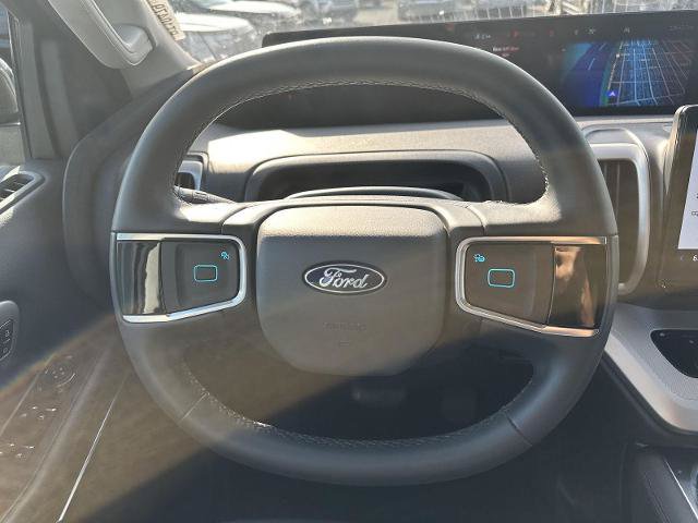 Certified 2025 Ford Expedition Active AWD/4WD image 26
