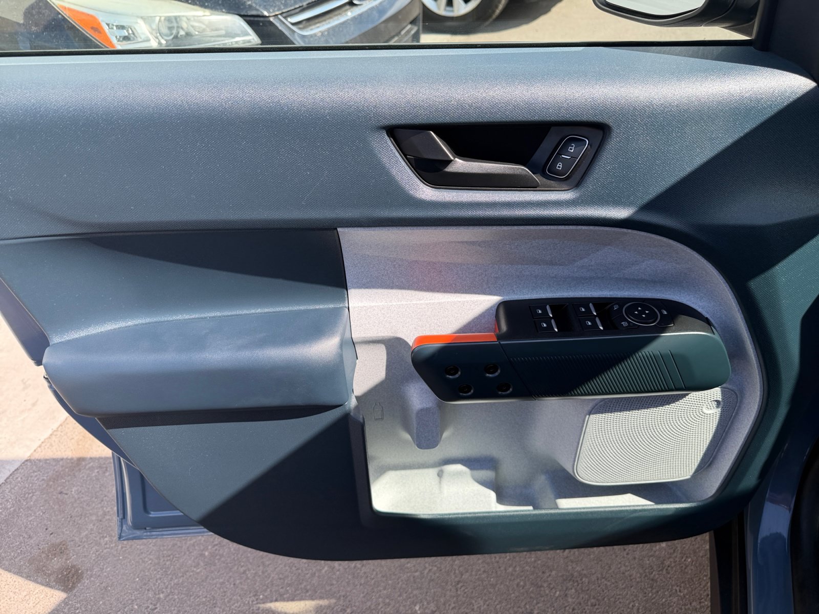 Certified 2024 Ford Maverick XLT w/ XLT Luxury Package FWD image 17