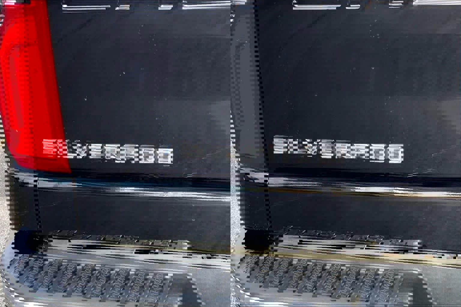 Used 2021 Chevrolet Silverado 2500 LTZ w/ LTZ Premium Texas Edition image 11