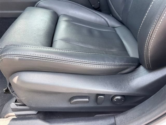 Used 2025 Subaru Outback Limited w/ Popular Package #2 AWD/4WD image 17