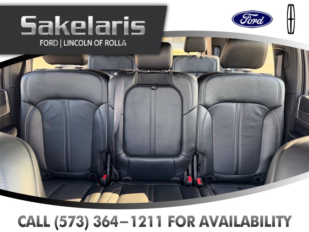 Used 2025 Jeep Wagoneer Series II w/ 8-Passenger Seating Package AWD/4WD image 31