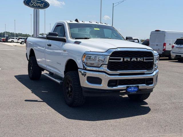 Used 2020 RAM 2500 Tradesman w/ Chrome Appearance Group AWD/4WD image 3
