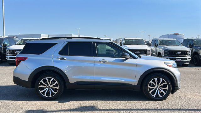 Certified 2020 Ford Explorer ST w/ Premium Technology Package AWD/4WD image 2