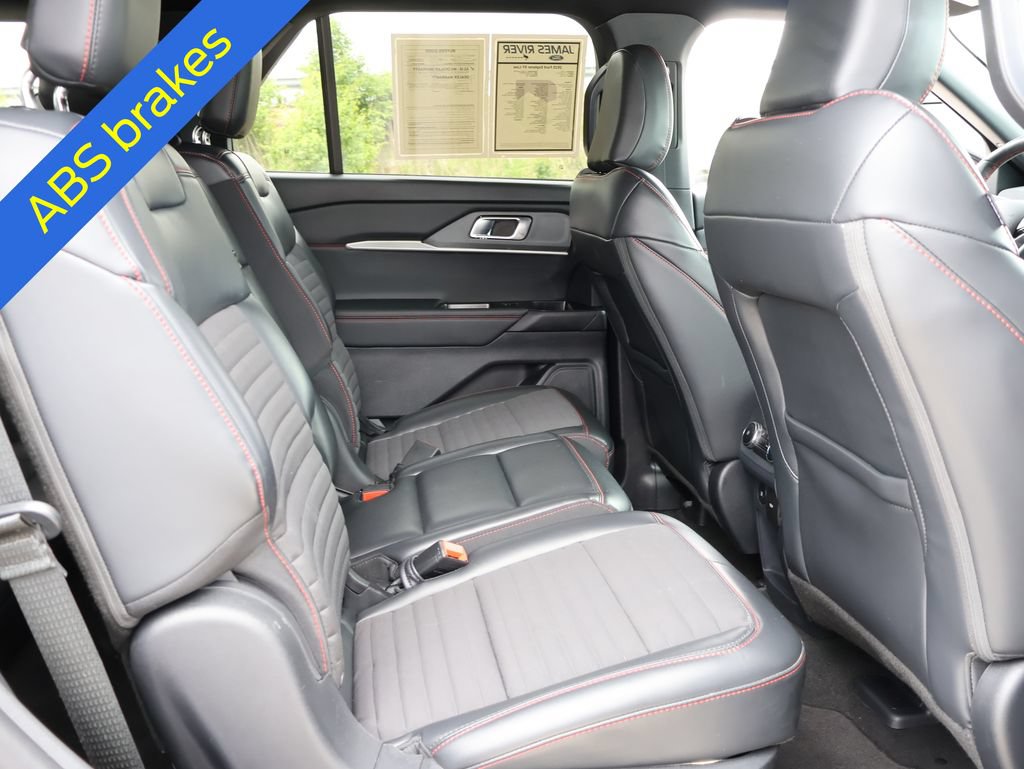 Certified 2025 Ford Explorer ST-Line w/ ST-Line Street Pack AWD/4WD image 13