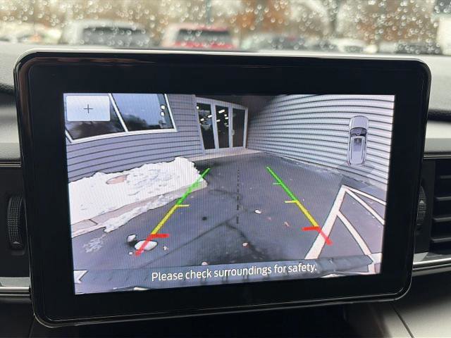 Certified 2022 Ford Explorer XLT w/ Equipment Group 202A image 36