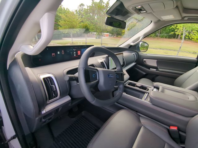 Certified 2025 Ford Expedition Active RWD image 17