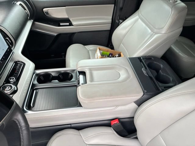 Certified 2025 Ford Expedition Active AWD/4WD image 73