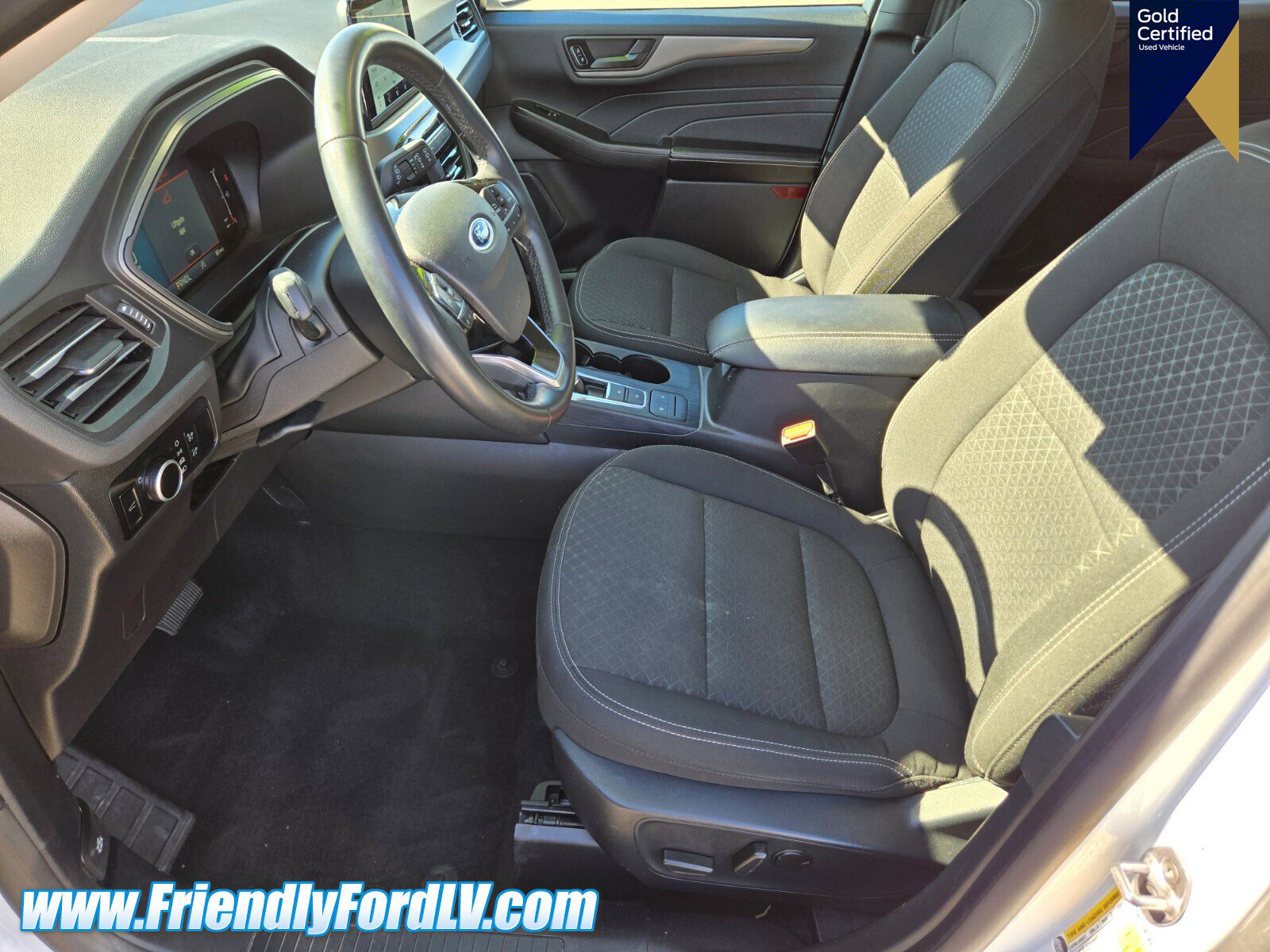 Certified 2024 Ford Escape Active AWD/4WD image 8