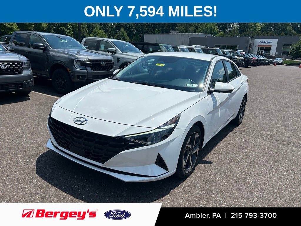 Used 2023 Hyundai Elantra SEL w/ Convenience Package
