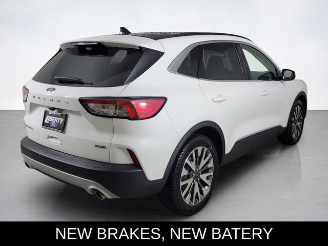 Certified 2020 Ford Escape Titanium image 5