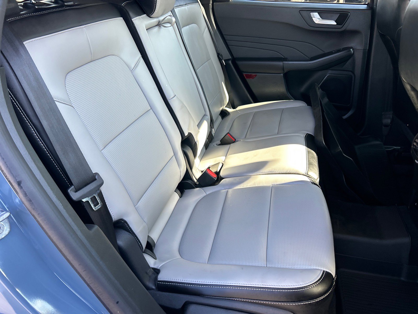 Certified 2025 Ford Escape Platinum image 20