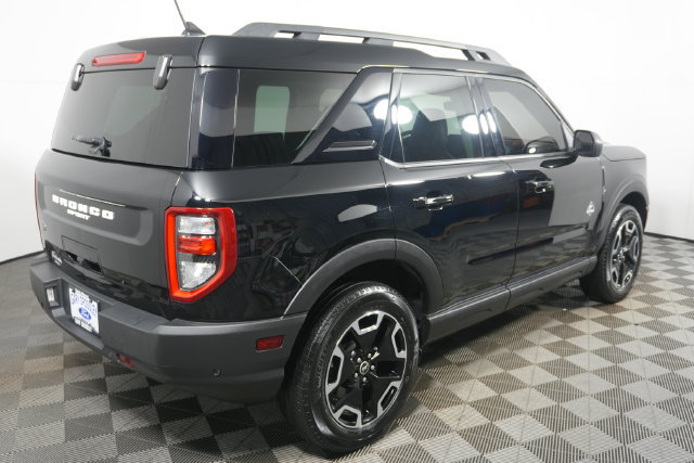 Certified 2023 Ford Bronco Sport Outer Banks w/ Tech Package AWD/4WD image 3