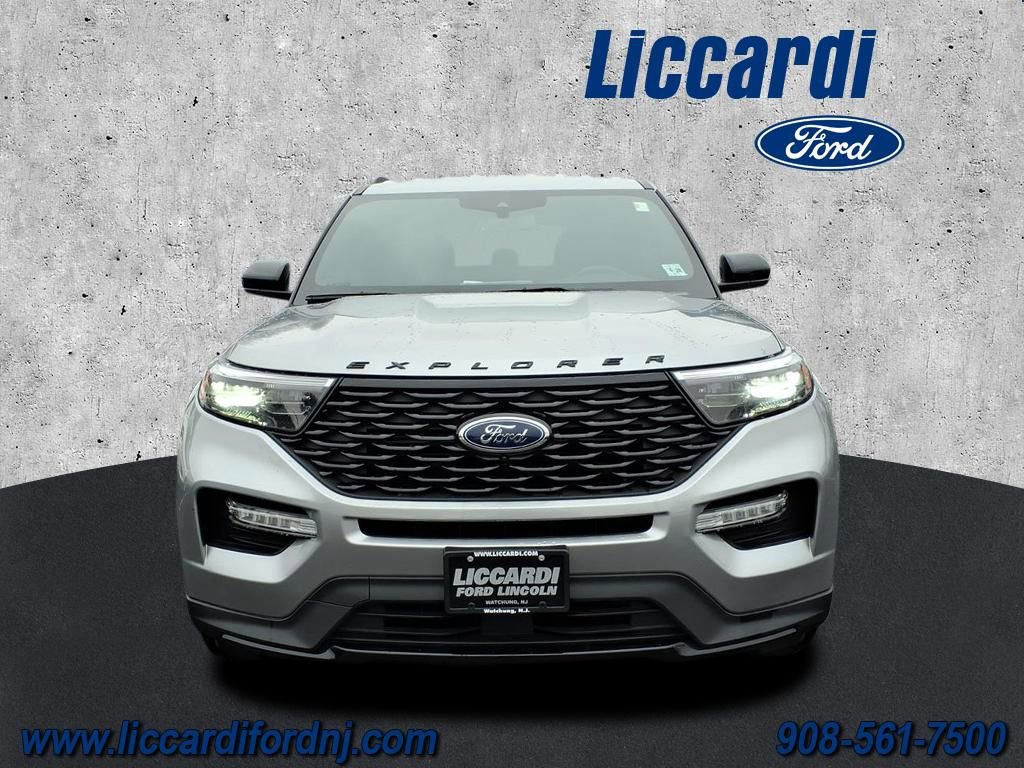 Certified 2023 Ford Explorer ST-Line image 2