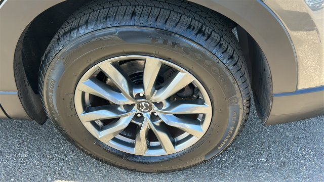 Used 2020 MAZDA CX-9 Touring w/ Touring Premium Package FWD image 6