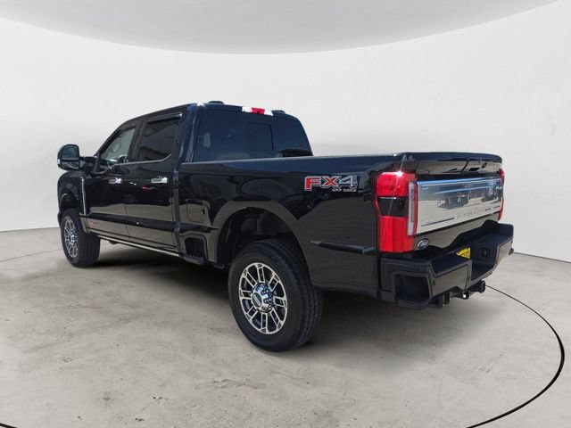 Certified 2025 Ford F350 Platinum w/ Platinum Plus Package AWD/4WD image 3