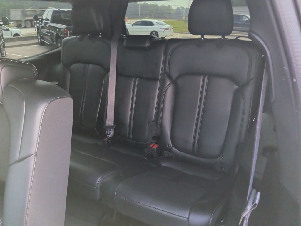 Used 2022 Jeep Wagoneer Series II RWD image 11