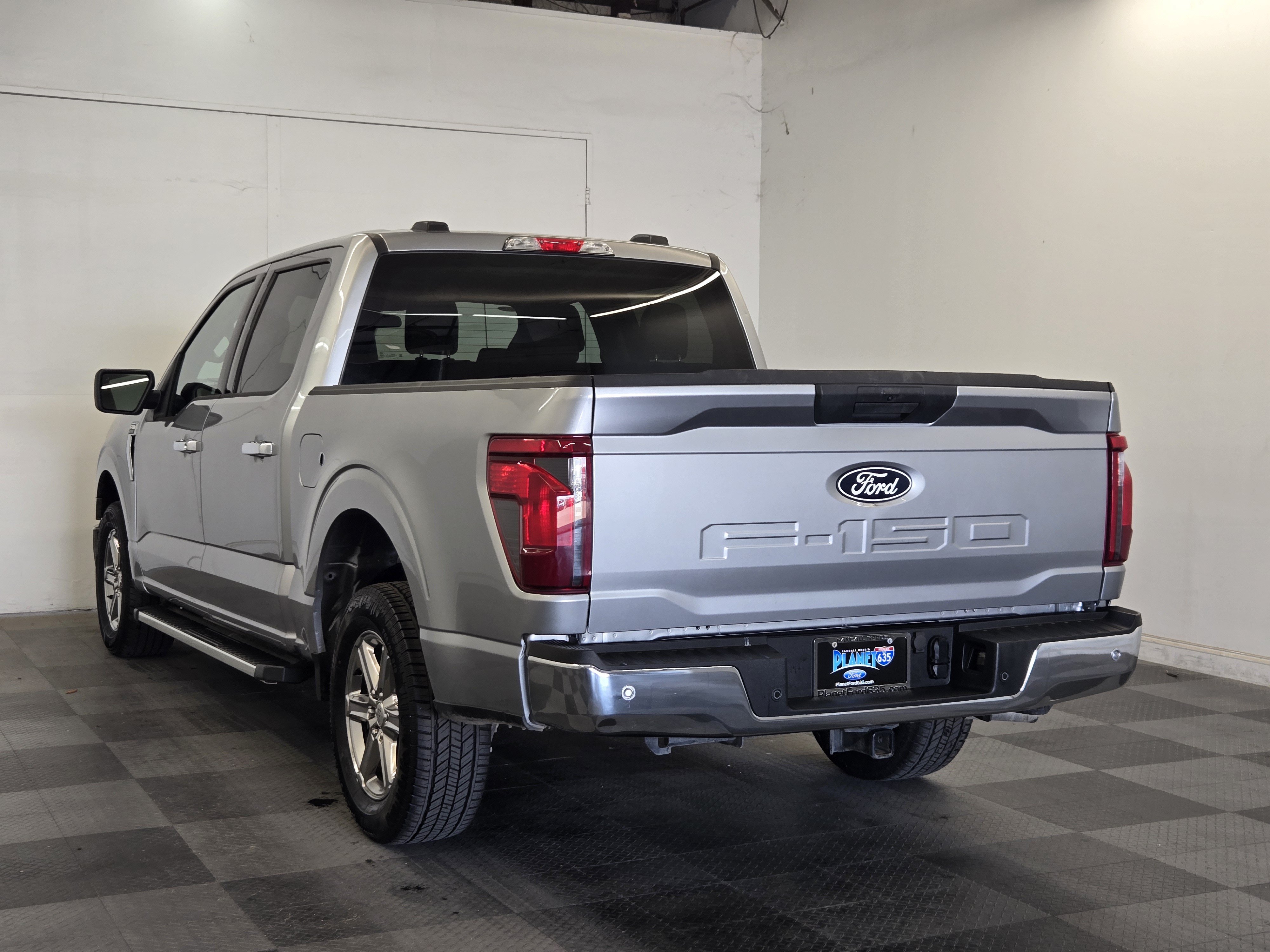 Certified 2025 Ford F150 XLT w/ Equipment Group 301A Standard RWD image 5