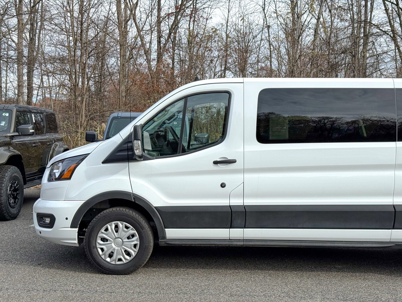 Certified 2025 Ford Transit 350 XLT image 9