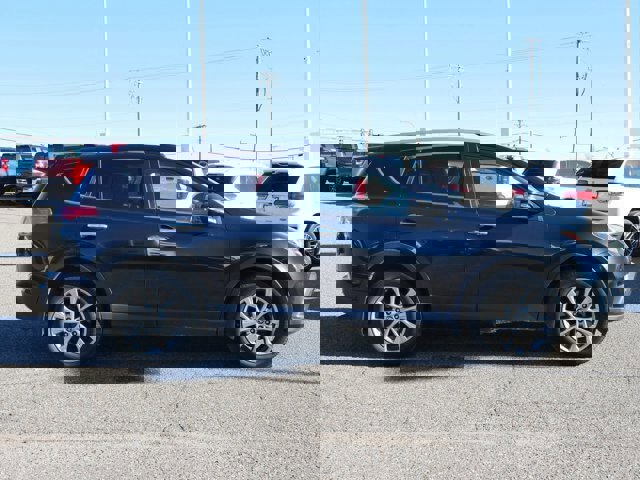 Used 2017 Toyota RAV4 Limited image 6