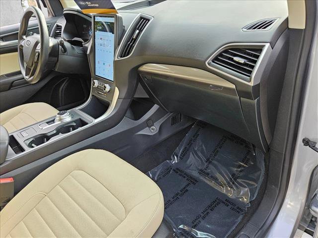 Certified 2024 Ford Edge SE w/ Black Appearance Package AWD/4WD image 21