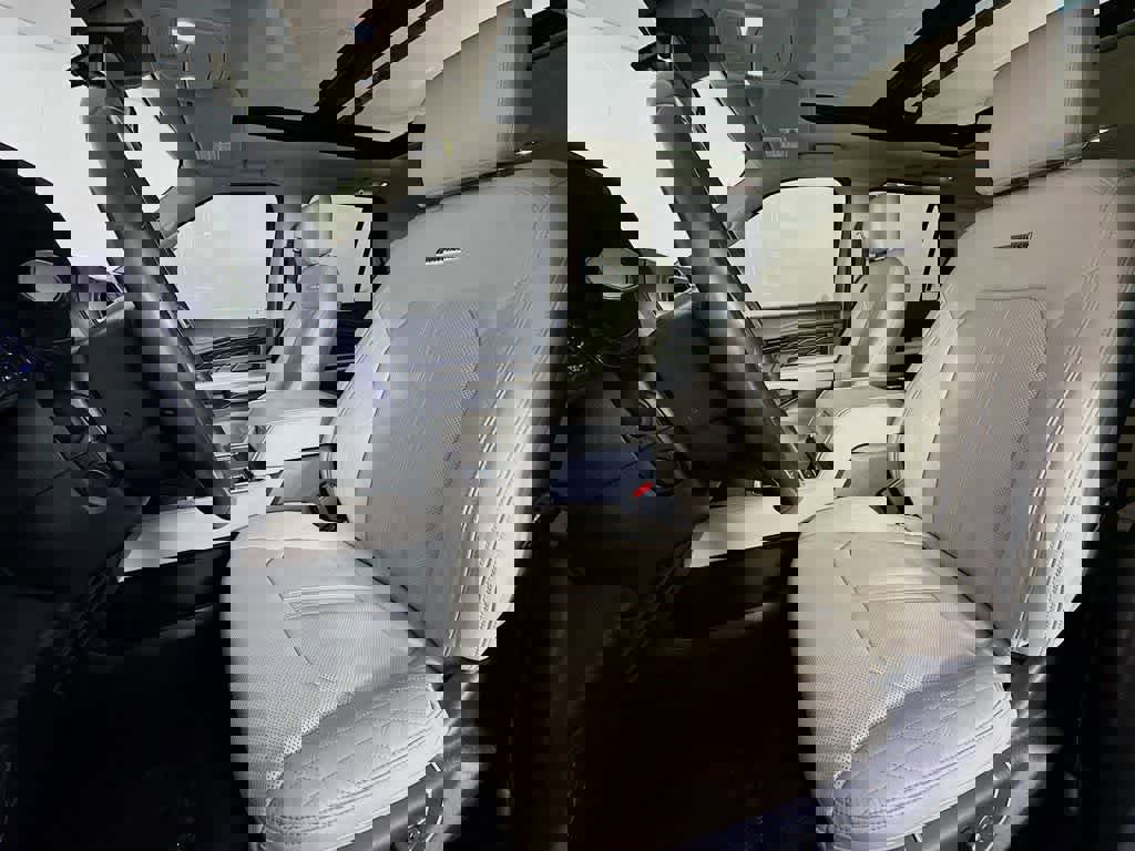 Certified 2018 Ford Expedition Platinum image 12