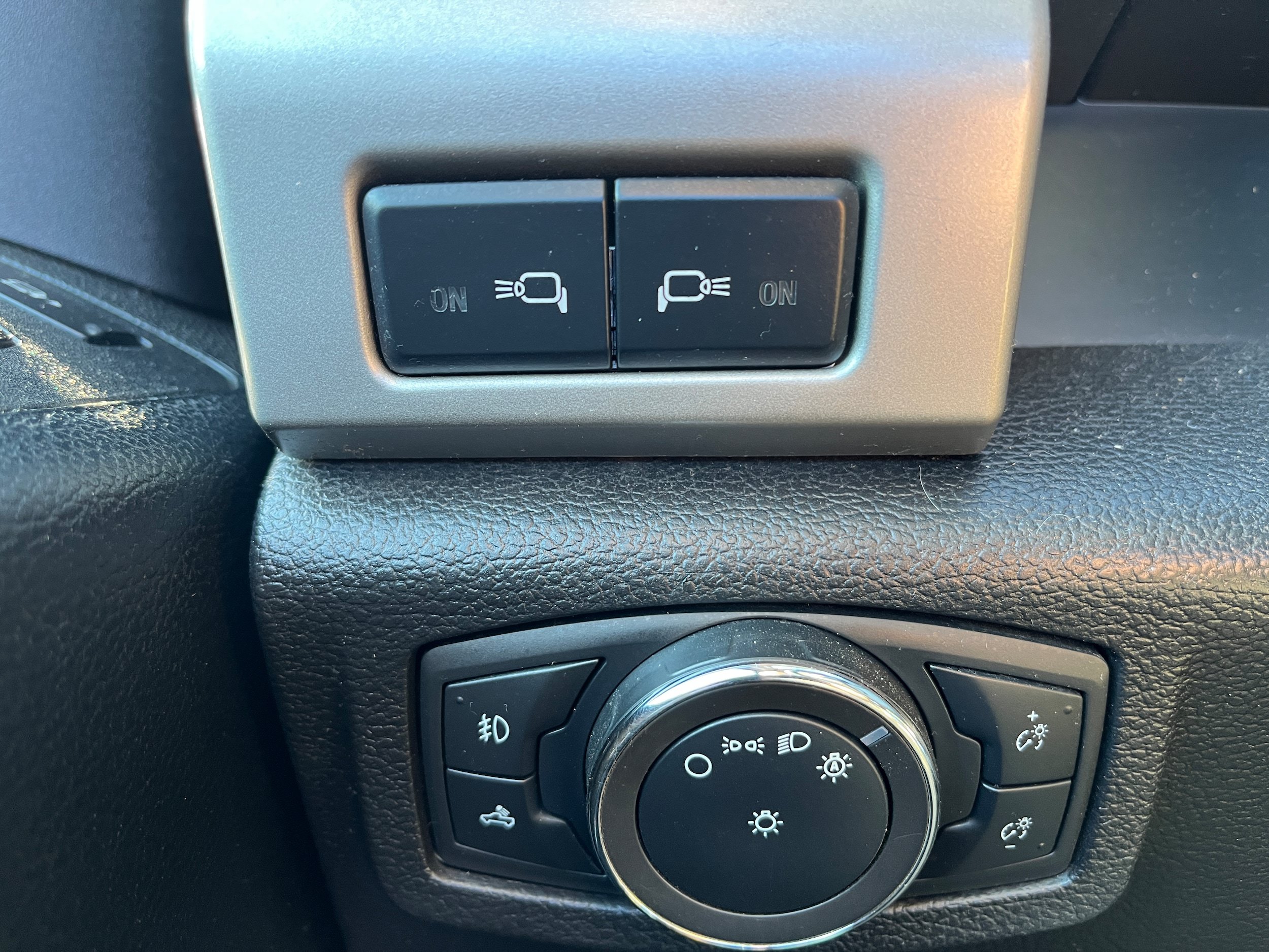 Certified 2020 Ford F350 Lariat w/ Lariat Ultimate Package AWD/4WD image 19