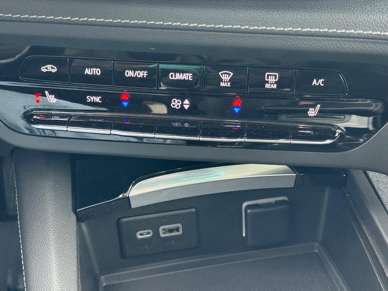 Used 2021 Buick Envision Preferred image 21