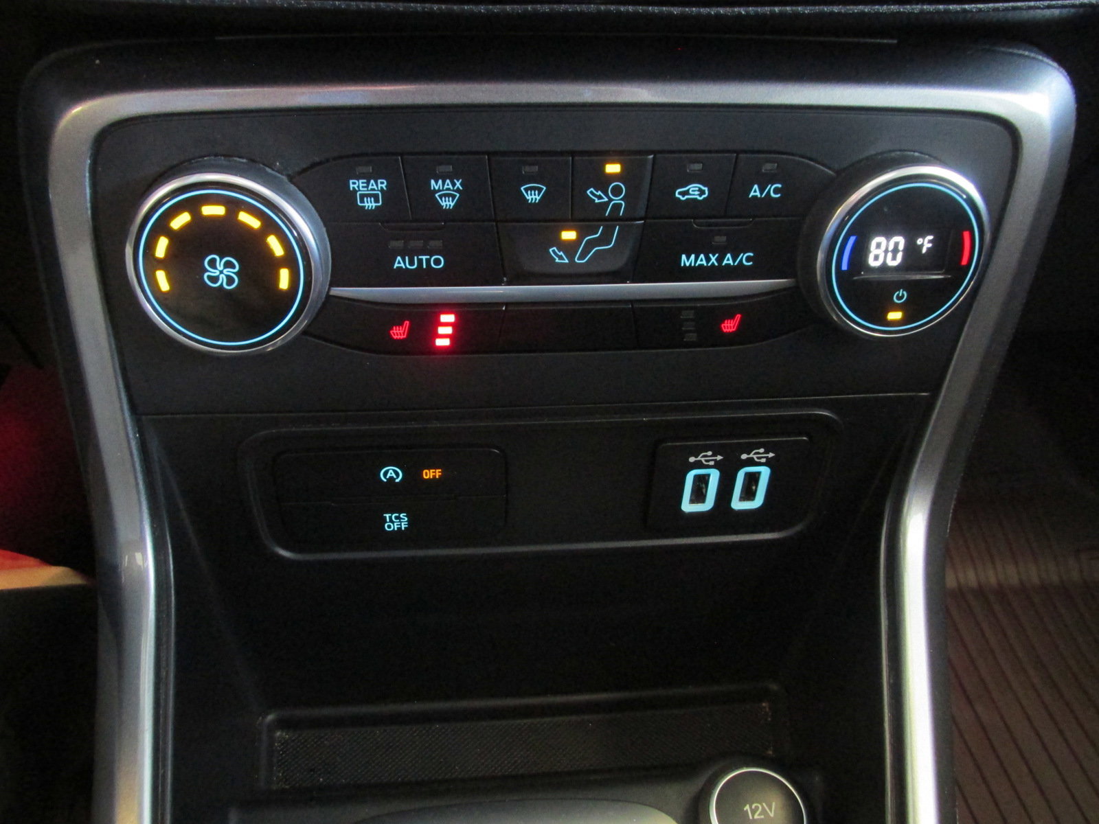 Certified 2022 Ford EcoSport SE w/ SE Convenience Package image 36