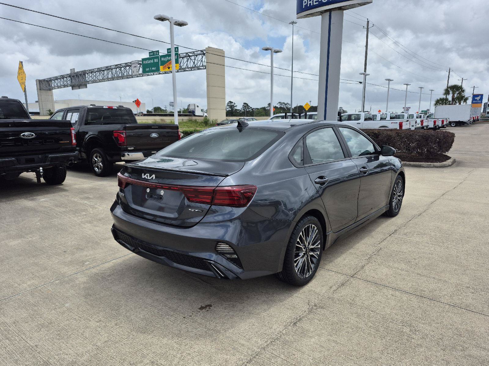 Used 2024 Kia Forte GT-Line FWD image 15