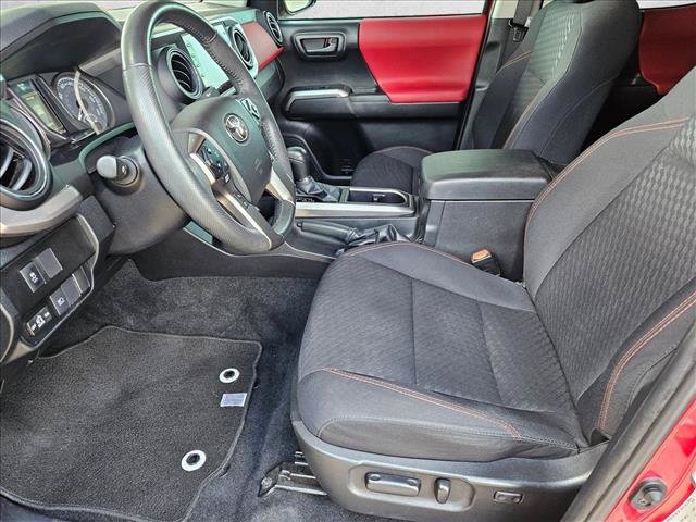 Used 2021 Toyota Tacoma SR5 RWD image 15